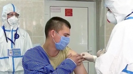 ワクチン接種が開始された欧米諸国での感染者数が増加