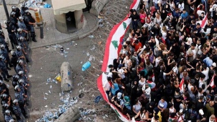 Libano, ancora proteste in piazza contro carovita