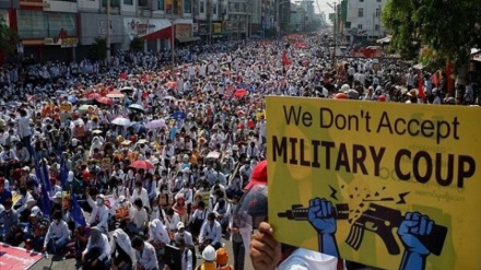 ミャンマー軍事政権、「無政府状態は容認しない」　弾圧を正当化