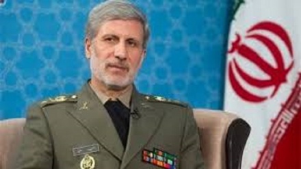 Iran: ministro Difesa, continueremo a sviluppare capacità missilistica