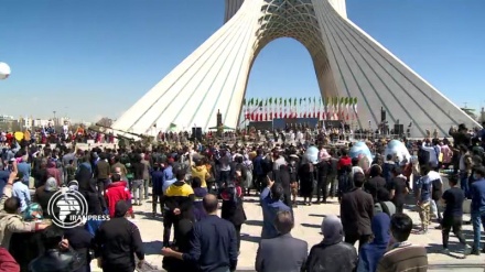 Iranian New Year celebrated at Azadi Tower site