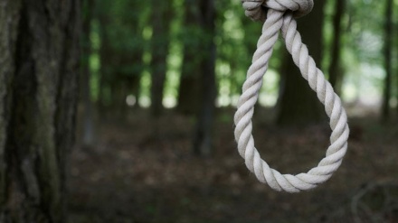 日本厚労省、「2020年の自殺者数が11年ぶりに増加、小中高生は過去最多」