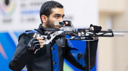 伊朗射击运动员世锦赛获金牌