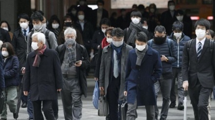 日本の新型コロナ、26人死亡・2832人感染