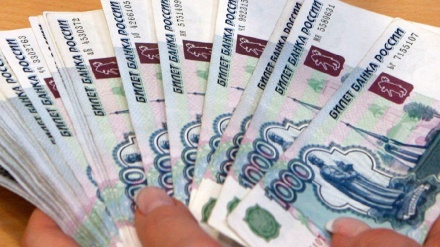 کاهش 759 میلیون دلاری درآمد ارسالی کارگران مهاجر تاجیک در روسیه