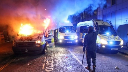 Proteste contro il lockdown in Inghilterra: arresti