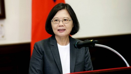 蔡英文：捍卫主权寸土不让