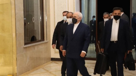 Зариф прибыл с официальным визитом в Таджикистан