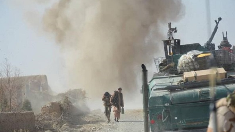 کشته شدن 10 نظامی به شمول فرمانده پلیس ولسوالی سنگین هلمند در حمله طالبان