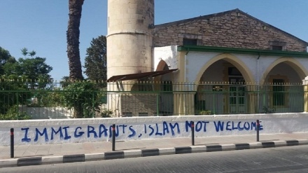 Moschea vandalizzata a Cipro 