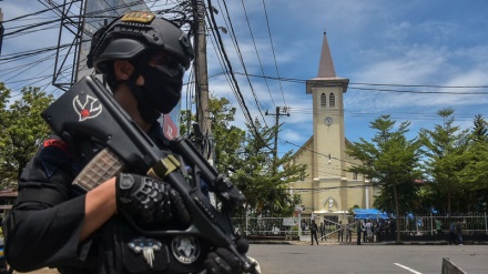Bombë në një katedrale në Indonezi, plagosen 14 persona