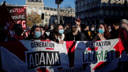 Europa, cortei anti-lockdown: e' una dittatura