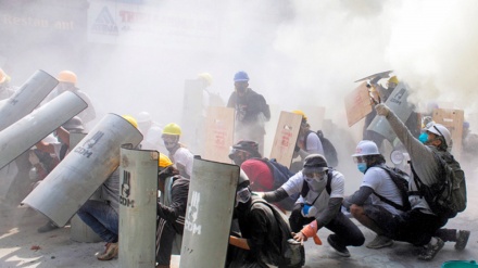 ロイター通信、「ミャンマーで、治安部隊の発砲により7人死亡」