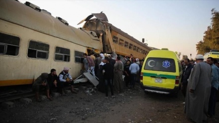 エジプト　列車同士の衝突で32人が死亡　165人負傷