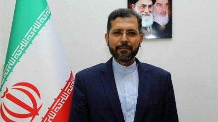 Khatibzade: Pretenduesit e mbrojtjes së të drejtave të njeriut të mos anashkalojnë shtypjen e protestuesve anglezë