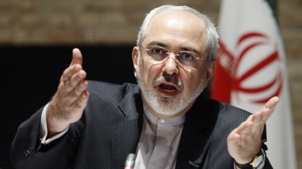 Зариф: Байден хочет добиться новых уступок от Ирана