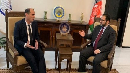 گسترش همکاری ها در زمینه نفت و گاز محور دیدار سفیر تاجیکستان با وزیر معادن افغانستان