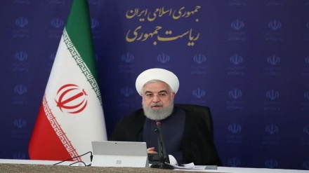 روحانی: به ارتش و سپاه افتخار می‌کنیم