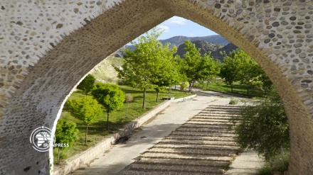 (FOTO) Iran da vedere: il ponte storico di Pataveh
