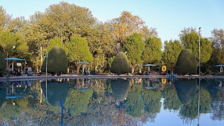 Nowruz, Kota Tehran Semakin Indah (3)