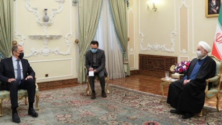 イラン大統領「米の核合意復帰の唯一道は、制裁の解除」