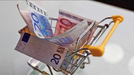 Consumi, Italia nel 2020 crollo sotto media Ue