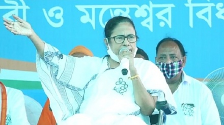 কোভিডের বাড়বাড়ন্তের জন্য কেন্দ্রীয় সরকার দায়ী : মমতা বন্দ্যোপাধ্যায় 
