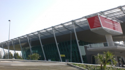 Ushtria shqiptare zbarkon në Aeroportin e Rinasit