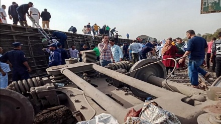 خروج قطار از ریل در مصر با 113 کشته و زخمی