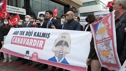 Turchia, proteste contro Biden 
