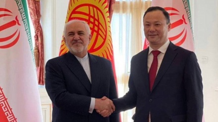 イラン外相が中央アジア歴訪を継続、キルギスを訪問