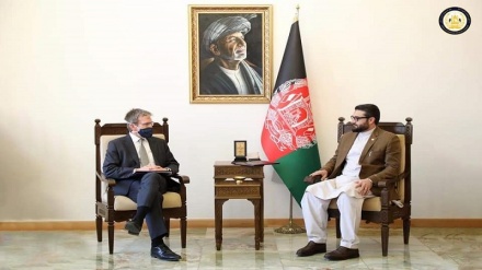 دیدار حمدالله محب با دستیار وزارت خارجه امریکا در امور آسیای جنوبی و آسیای میانه+ تصویر