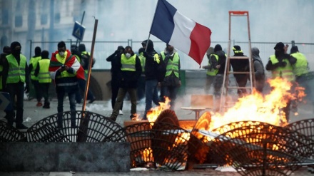 Y a-t-il une montée des violences au sein de la société française ?