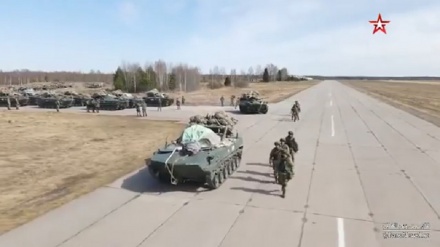Russia, al via grandi esercitazioni militari in Crimea + VIDEO
