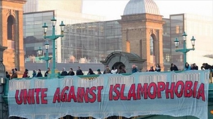 Inghilterra: campagna per sollecitare il governo contro l'islamofobia