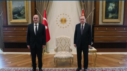 Erdoğan, Yunanistan Dışişleri Bakanı Dendias'ı kabul etti