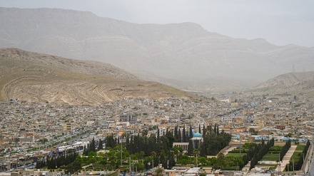 1 Ordibehesht, Hari Penyair Saadi (1)