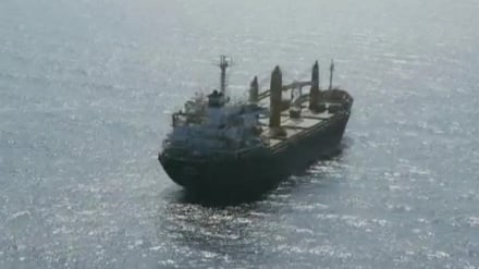 Kapal Iran Alami Insiden di Laut Merah