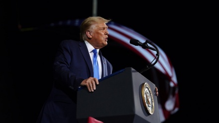 Trump Berjanji Bantu Kemenangan Republik di Pemilu Parlemen 2022