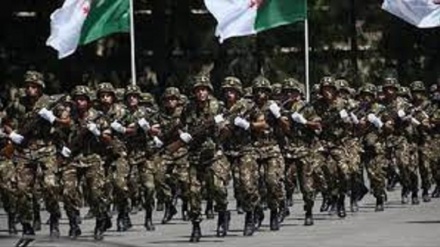 Russie-Algérie: méga-manœuvres