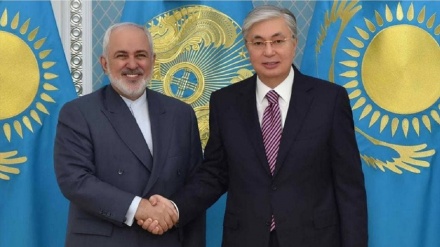 イラン外相が、カザフ大統領と会談