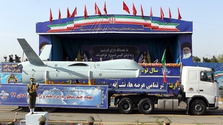 Parade Militer Iran Menandai Hari Tentara (8)