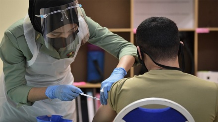 Malaysia Klaim Vaksinasi Dosis Pertama Tertinggi di ASEAN