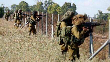 犹太复国主义在加沙边界进行演习向巴勒斯坦平民射击
