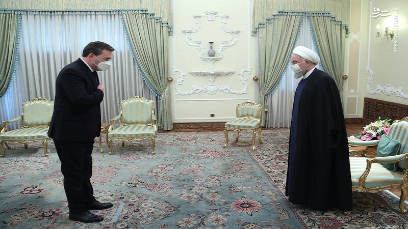 تاکید روحانی بر گسترش مناسبات ایران و صربستان