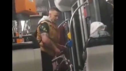 シリア人難民に対するドイツ人の人種差別行為の動画が公開