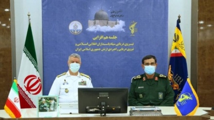 Komandanti i Marinës iraniane: Armiku nuk guxon të shkelë ujërat territoriale iraniane