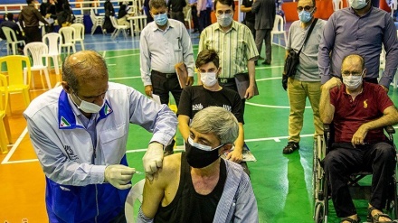 Vaksinimi i personave me sëmundje të veçanta në provincën Ahvaz të Iranit