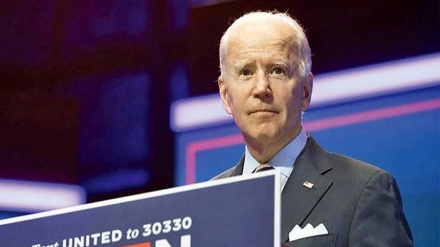 Amerkə prezdenti sərquzəşton dəvom