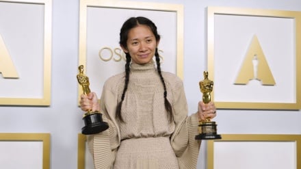 奥斯卡最佳导演赵婷 : “人之初 性本善”《无依之地》获最佳影片奖